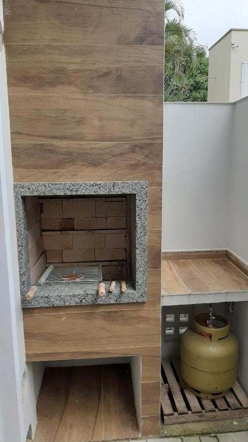 Excelente Sobrado Confortavel No Centro De Tijucas Proximo As Praias Eksteriør billede