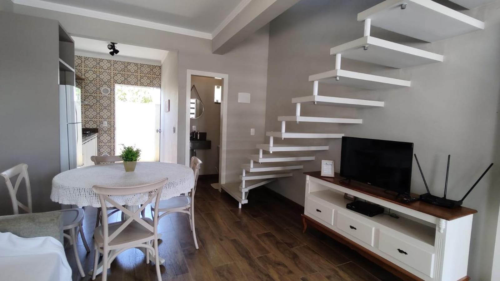 Excelente Sobrado Confortavel No Centro De Tijucas Proximo As Praias Eksteriør billede