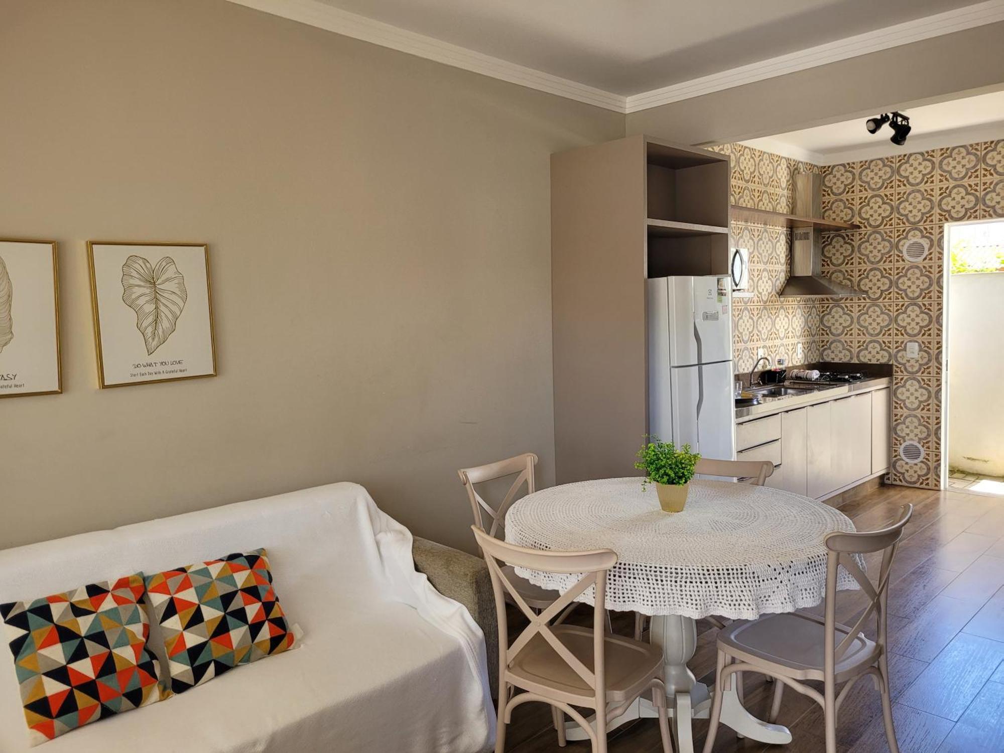 Excelente Sobrado Confortavel No Centro De Tijucas Proximo As Praias Eksteriør billede